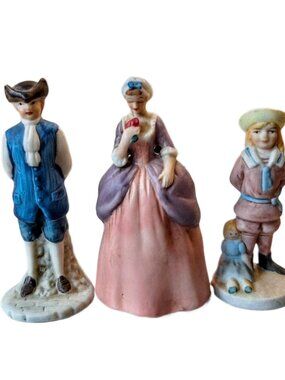 Williamsburg Village Figurines Colonial Family Enesco